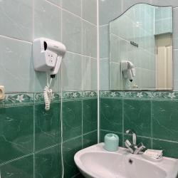 Номер комфорт с 1 двуспальной кроватью