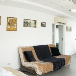 Номер студия семейный с 2 двуспальными кроватями