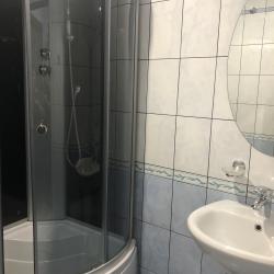 Номер стандарт с 1 двуспальной кроватью