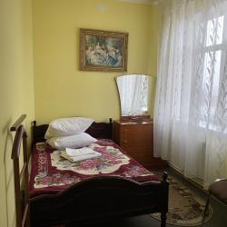 Номер стандарт с 1 двуспальной кроватью