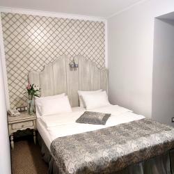 Номер улучшенный с 1 двуспальной кроватью