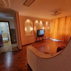 Фото Апартаменты в микрорайоне 1-й 42А
