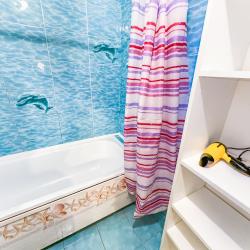 Фото Отель Посуточно50 на Катюшки 62