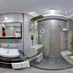 Номер улучшенный с 2 односпальными кроватями (с завтраком, мансарда)