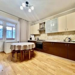 Фото Апартаменты на улице Сибгата Хакима 31