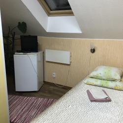 Номер стандарт эконом с 2 односпальными кроватями (с завтраком)