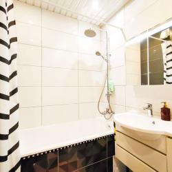 Фото Апартаменты GlobusApartamentCity на улице Бианки 6 корпус 1