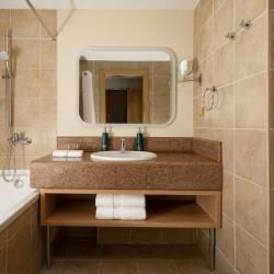 Фото Отель DoubleTree by Hilton Shymkent (Даблтри Хилтон )