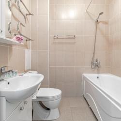 Фото Отель Вершина-ПВ на улице Абикена Бектурова 3/3