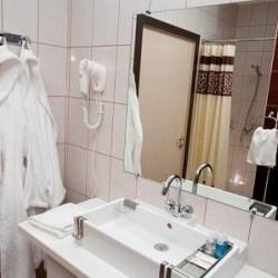 Номер люкс с 1 двуспальной кроватью