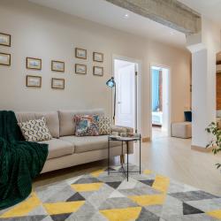 Фото Апартаменты на улице Марата 20 Г