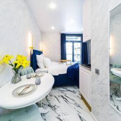 Фото Отель Уютная квартира с видом на горы