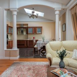 Фото Отель MyHome YourHome (МайХоум ЙоХоум) на 11-ой линии Васильевского острова 4