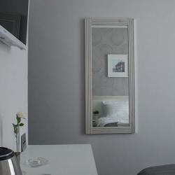 Номер стандарт с 1 двуспальной кроватью