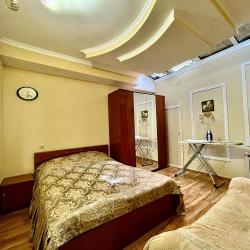 Фото Отель Дом на переулке Буачидзе 2