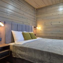 Комната полулюкс с 2 двуспальными кроватями