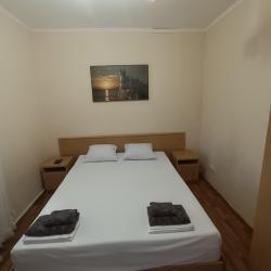 2-местный 1-комнатный номер эконом с 1 двуспальной кроватью