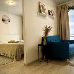 Домик с видом на озеро