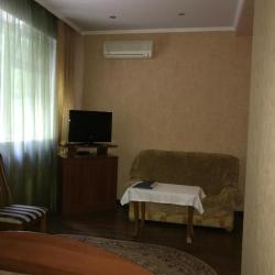 Номер стандарт с 1 двуспальной кроватью