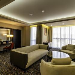 Фото Отель Ramada Hotel & Suites by Wyndham Yerevan (Рамада Виндхэм )