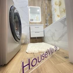 Фото Апартаменты Housevip на улице Рогожникова 23