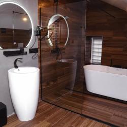 Фото Отель IVAhome (ИВАхоум)