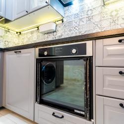 Фото Отель LetoApart (ЛетоАпарт) на улице Суворовская 77-312