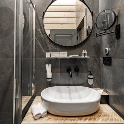 Номер делюкс с двуспальной кроватью c видом на реку и террасой