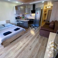 Фото Отель Уют Home (Хоум) на улице Дмитрия Михайлова 1-48
