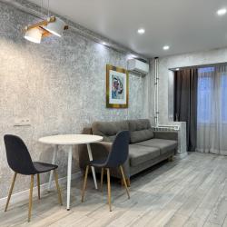 Фото Апартаменты на бульваре Богдана Хмельницкого 29