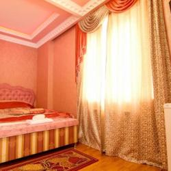 Фото Отель Люкс