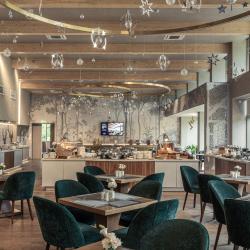 Фото Отель Cosmos Collection Izumrudny Les Hotel (Космос Изумрудный Лес)
