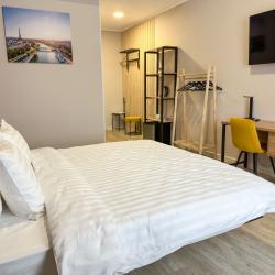 Номер комфорт с 1 двуспальной кроватью