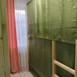 Кровать в 4-местном общем мужском номере