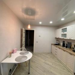 Фото Апартаменты на улице Свиридова 6