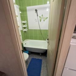Номер стандарт с 1 двуспальной кроватью и балконом