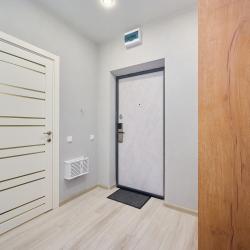 Фото Отель Your Place (Ёр Плейс) на улице Героя Николая Шевелёва 17