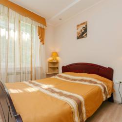 Улучшенные апартаменты с 2 спальнями и террасой с видом на город и море