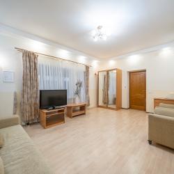 Большой коттедж с сауной