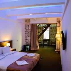 Фото Отель Дэм