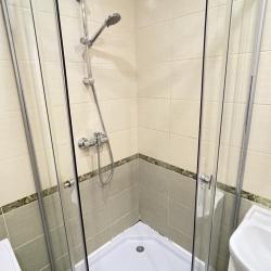 Фото Отель Погостим на улице Кедрина 1