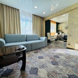 Фото Апартаменты Уют на бульваре Шерстнева 4А