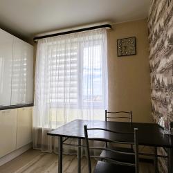 1-комнатные апартаменты улучшенные Right Room на Петра Тарасова д.5