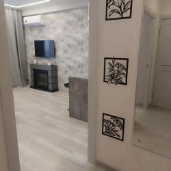 Фото Уютные апартаменты на улице Академика Королёва 20Г