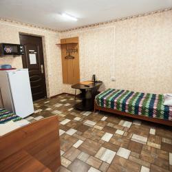 Кровать в 3-х местном эконом номере