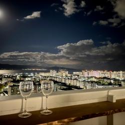 Фото Отель UzorApart Стильная квартира, лучший панорамный вид с открытого балкона