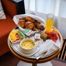 Фото Отель Park Hotel Almaty (Парк )