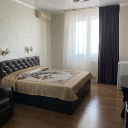 Стандарт с 1 двуспальной кроватью и балконом