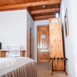 Номер стандарт с 1 двуспальной кроватью