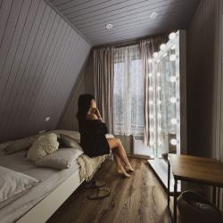 Дом у сосны